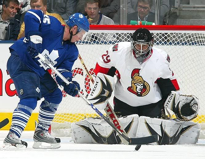 Martin Gerber, filling in for the injured Ray Emery, gave the Senators a huge boost -- stopping 26 of 29 shots in Ottawa's victory